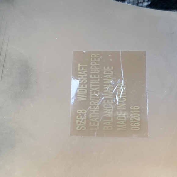 Plume by Farylrobin Mixed Media Suede Booties Size 8 - Picture 8 of 9